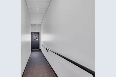 132 W Cortland Street, Jackson, MI 49201 - Photo 24