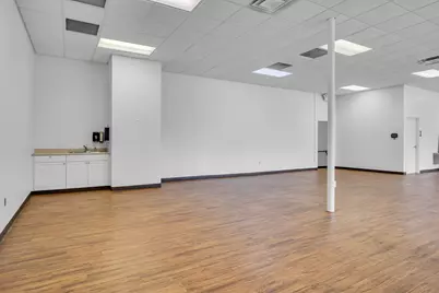 132 W Cortland Street, Jackson, MI 49201 - Photo 10