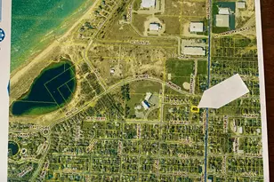 13 Duffy St, Manistee, MI 49660 - Photo 2