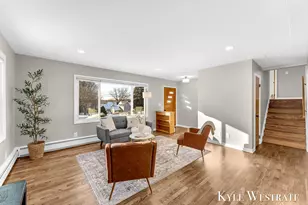 918 S Broas St, Belding, MI 48809 - Photo 4