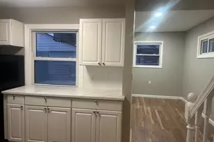 1977 Princeton Rd, Berkley, MI 48072 - Photo 8