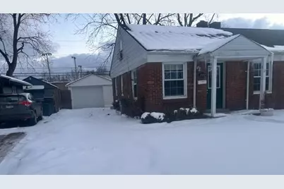 1977 Princeton Road, Berkley, MI 48072 - Photo 2