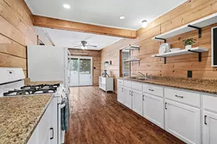 175 Woodrow Ave S, Battle Creek, MI 49015 - Photo 6