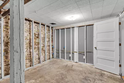 1512 W Washington Avenue, Jackson, MI 49203 - Photo 36