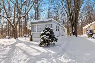 4500 Crabapple Ct NW, Walker, MI 49534 - Photo 4