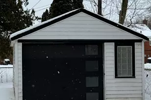20240 Patton St, Detroit, MI 48219 - Photo 24