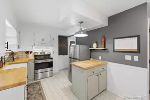 2715 Eastern Ave SE, Grand Rapids, MI 49507 - Photo 12