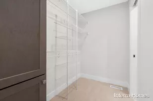 1573 N Village Cir, Kalamazoo, MI 49009 - Photo 16