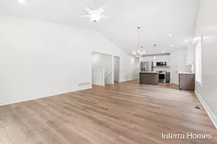 1571 N Village Cir, Kalamazoo, MI 49009 - Photo 14