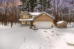 8401 N 39th St, Augusta, MI 49012 - Photo 1