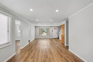 435 Prospect St, Constantine, MI 49042 - Photo 6