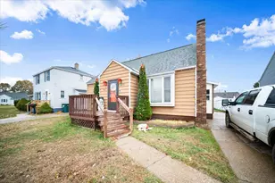 2690 Pinehurst Rd, Norton Shores, MI 49441 - Photo 2