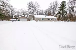 340 E River Rd, Muskegon, MI 49445 - Photo 2