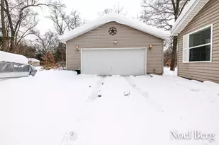 340 E River Rd, Muskegon, MI 49445 - Photo 30