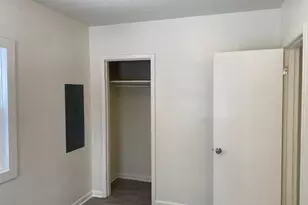 201 Swedish Dr, Battle Creek, MI 49037 - Photo 12