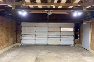 201 Swedish Dr, Battle Creek, MI 49037 - Photo 26