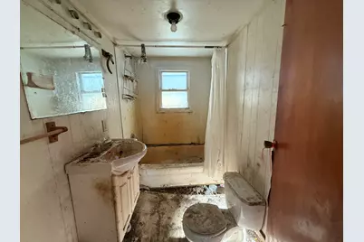 2051 Battle Creek Road, Charlotte, MI 48813 - Photo 20