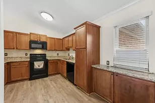 26430 Sanajo Ct, Chesterfield, MI 48051 - Photo 4