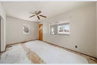 108 Bagg Avenue, Jackson, MI 49203 - Photo 8