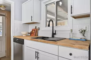 1045 40th St SW, Wyoming, MI 49509 - Photo 8