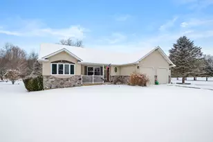 223 Leo Dr, Burlington, MI 49029 - Photo 2