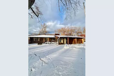 325 Winwood Avenue, Saint Joseph, MI 49085 - Photo 2