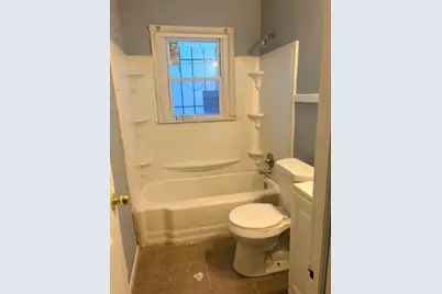 17432 Mackay Street, Hamtramck, MI 48212 - Photo 2