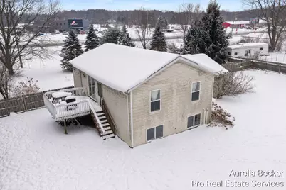 12411 14 Mile Road NE, Greenville, MI 48838 - Photo 28