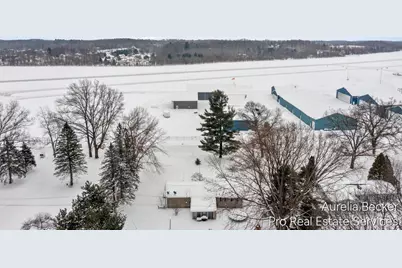 225 11 Mile Road NW, Sparta, MI 49345 - Photo 30