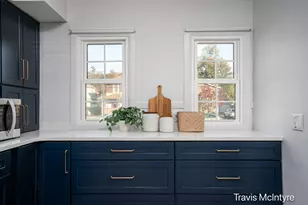 2053 SE Paris Ave, Grand Rapids, MI 49505 - Photo 12