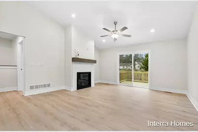 1577 N Village Circle, Kalamazoo, MI 49009 - Photo 12