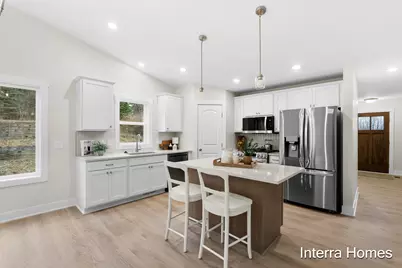 1577 N Village Circle, Kalamazoo, MI 49009 - Photo 2