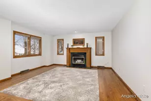 5361 Cottondale St SW, Wyoming, MI 49519 - Photo 8