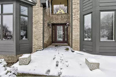 10056 Rosemarie Run, Brighton, MI 48114 - Photo 2