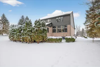 10056 Rosemarie Run, Brighton, MI 48114 - Photo 44