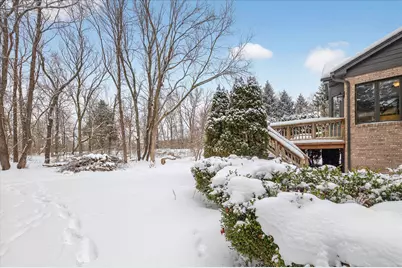 10056 Rosemarie Run, Brighton, MI 48114 - Photo 46