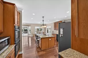 10056 Rosemarie Run, Brighton, MI 48114 - Photo 10