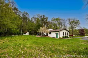 15991 Croswell St, West Olive, MI 49460 - Photo 26