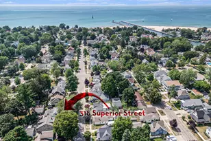318 Superior St, South Haven, MI 49090 - Photo 2
