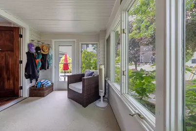 318 Superior Street, South Haven, MI 49090 - Photo 4