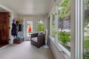 318 Superior St, South Haven, MI 49090 - Photo 4