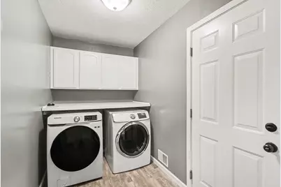 6189 Clover Meadows Avenue, Scotts, MI 49088 - Photo 16