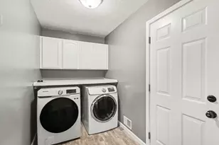 6189 Clovermeadows Ave, Scotts, MI 49088 - Photo 16