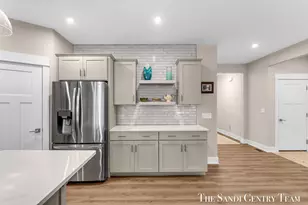 14429 Windway Dr, Grand Haven, MI 49417 - Photo 12