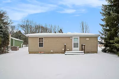 9912 S Mission Road, Shepherd, MI 48883 - Photo 16