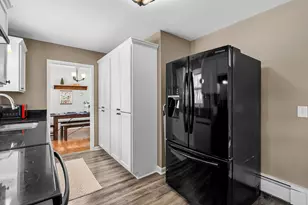 2519 Fairgrove St, Kalamazoo, MI 49009 - Photo 10