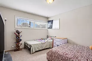 1759 Cambridge Dr SE, Grand Rapids, MI 49506 - Photo 14