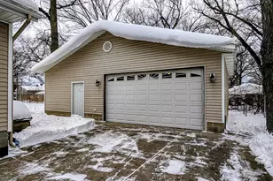 2943 Austin St, Norton Shores, MI 49444 - Photo 4