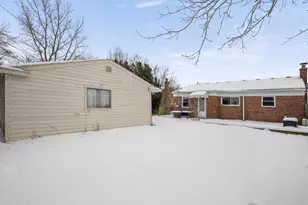 27576 MacKenzie Dr, Westland, MI 48185 - Photo 30