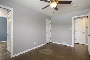 27576 MacKenzie Dr, Westland, MI 48185 - Photo 20